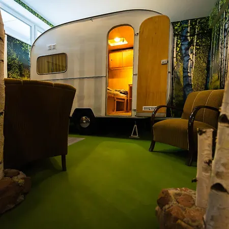 مكان تخييم Oldtimer Camp Main Spessart *